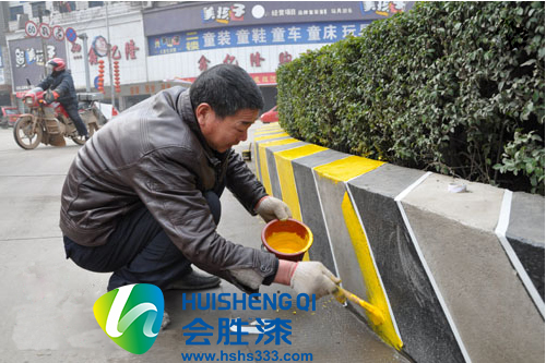 公路反光漆不夠豐滿？