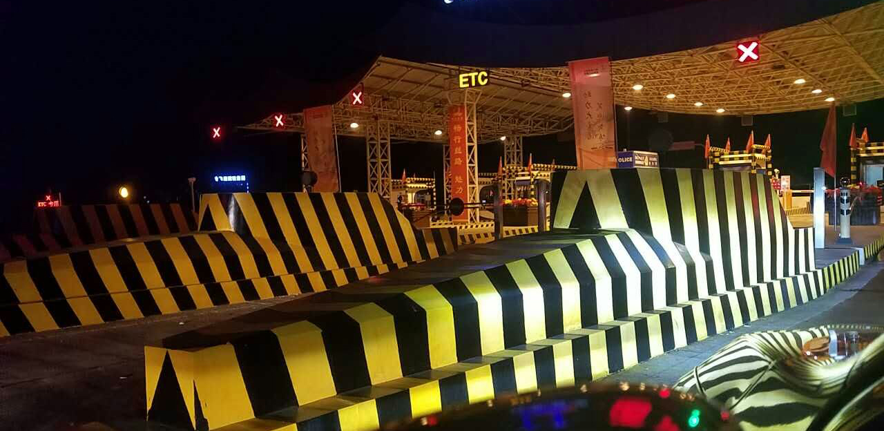 客戶反饋收費(fèi)站反光漆夜間測(cè)試效果