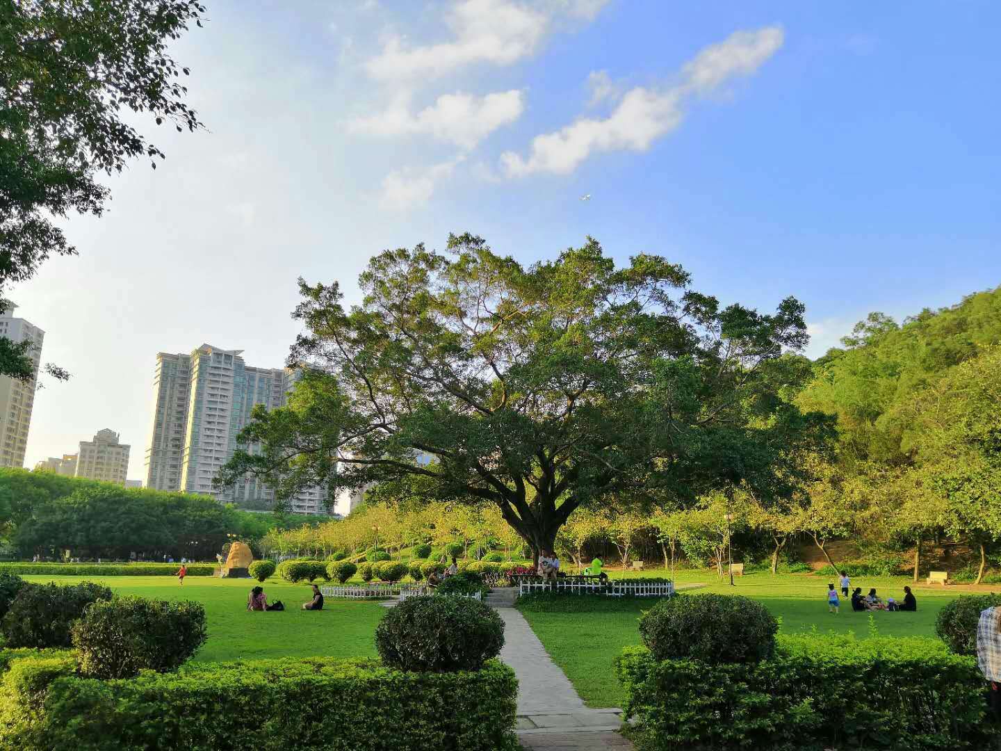 匯勝道路反光漆：做有擔當的企業(yè)是義不容辭的責任