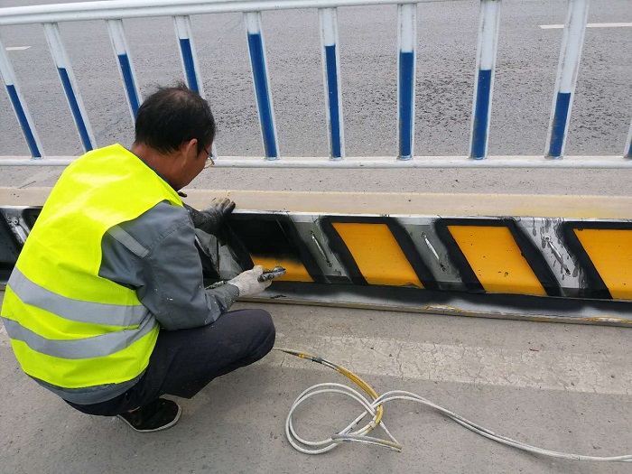 涂刷方案50問之道路反光漆施工人員的安全須知有哪些？