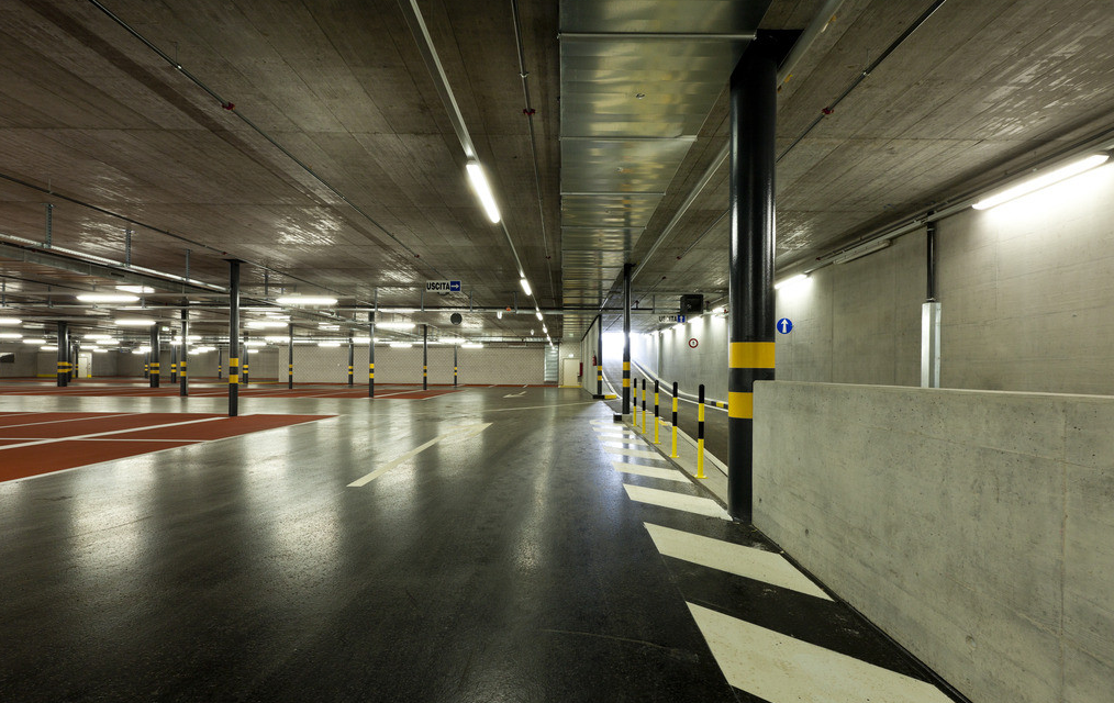 尚志車庫(kù)警示反光漆