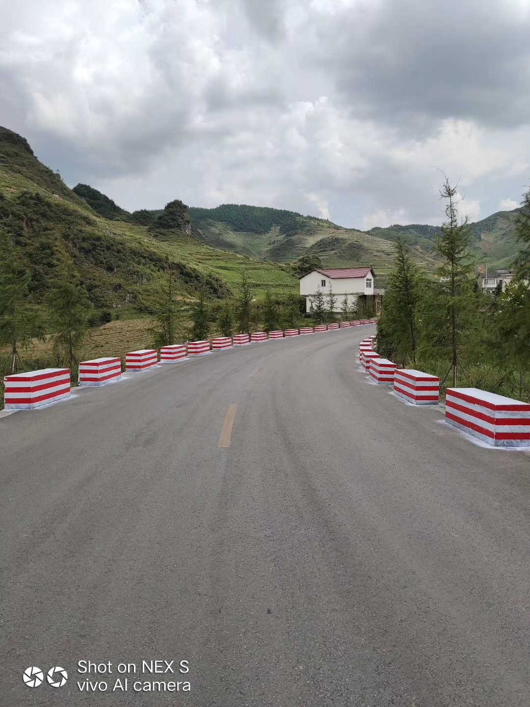 您的道路防撞反光漆“起痱子”了嗎？匯勝教您如何處理