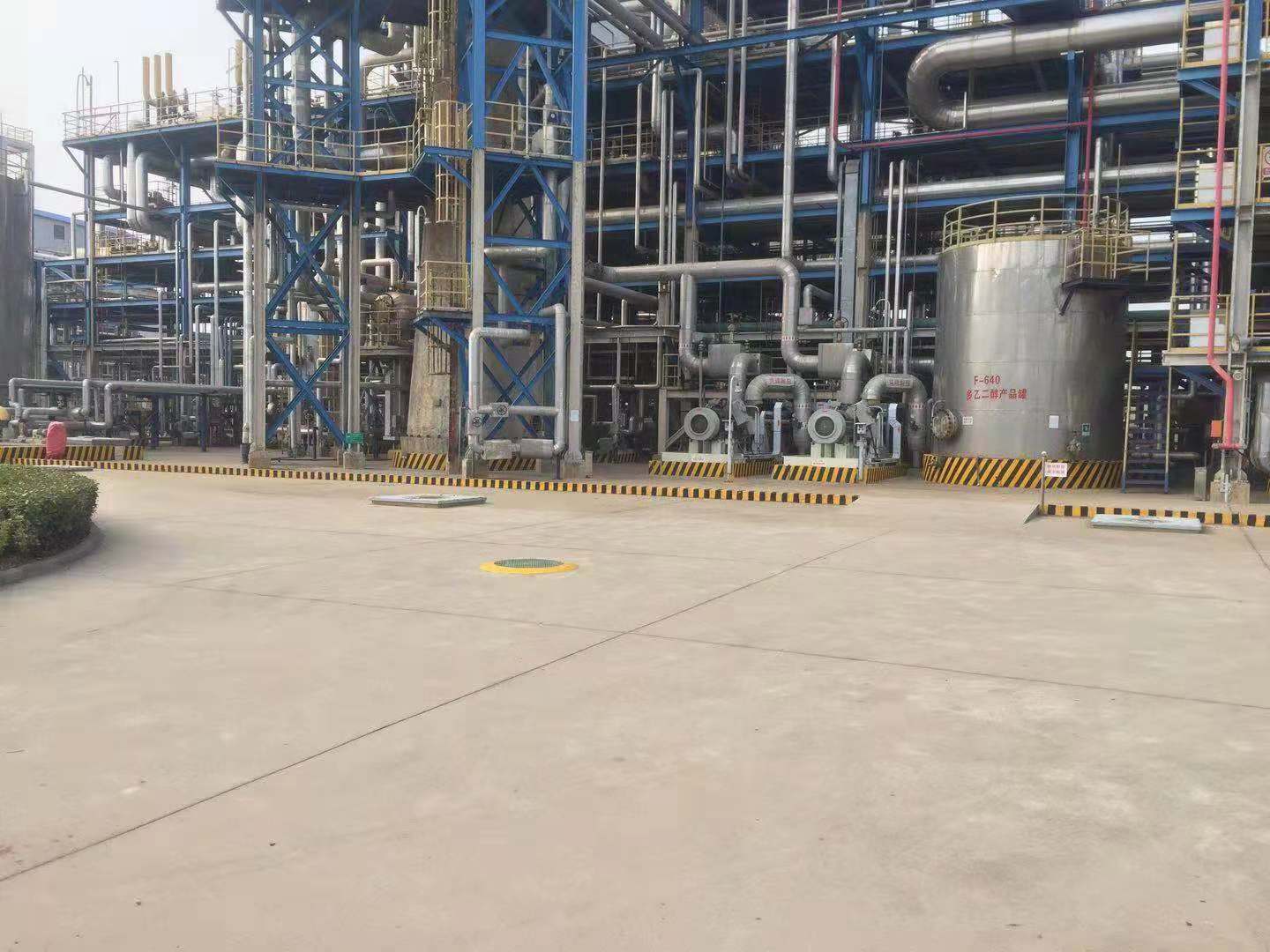 收費(fèi)亭反光漆中的反光微珠有什么性能？