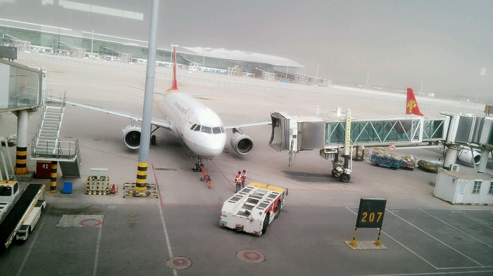 容易使機(jī)場(chǎng)警示反光漆產(chǎn)生缺陷的幾大因素