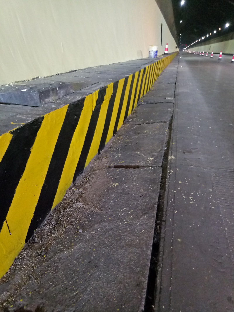 這些才是造成公路隧道反光漆發(fā)花的原因