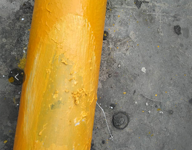 金屬欄桿反光油漆脫皮開裂原因？