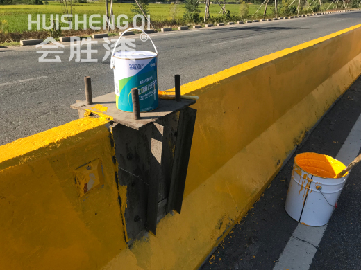 道路專用反光漆原材料究竟有多重要？