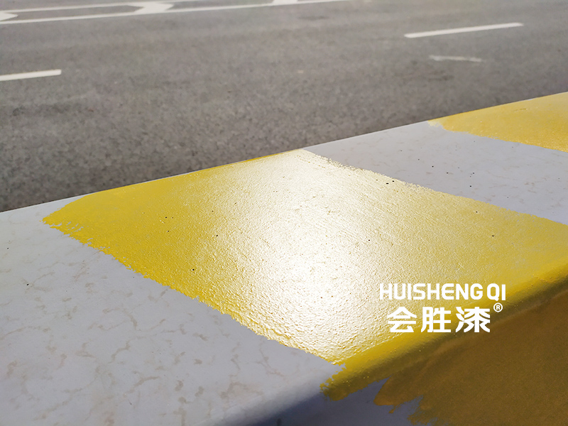 高強(qiáng)反光漆每公斤可刷幾個平方