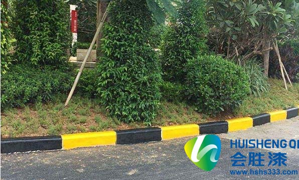 道路反光漆（水?。?jpg