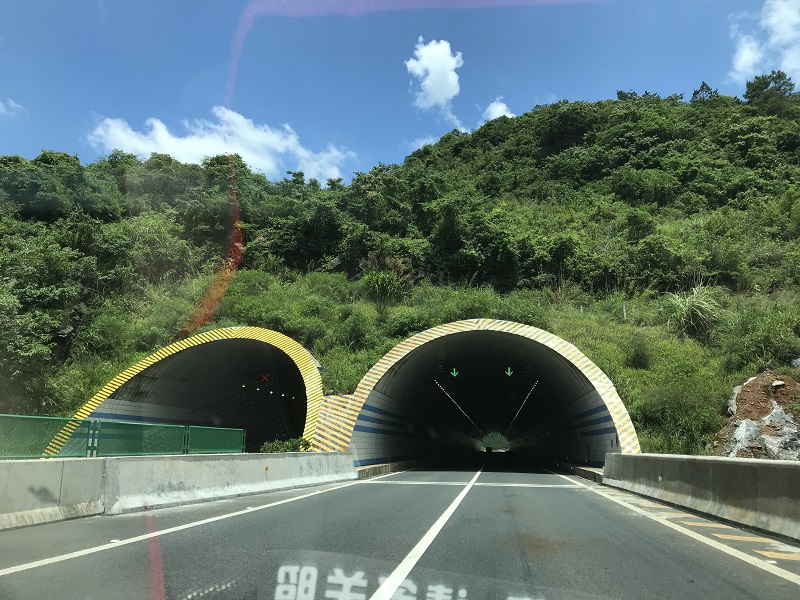 隧道反光漆