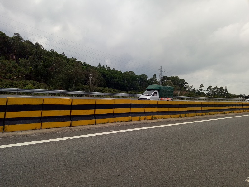 道路反光涂料