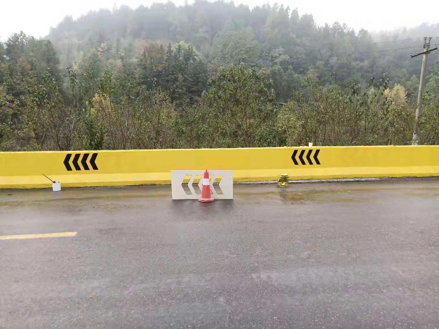 道路反光漆